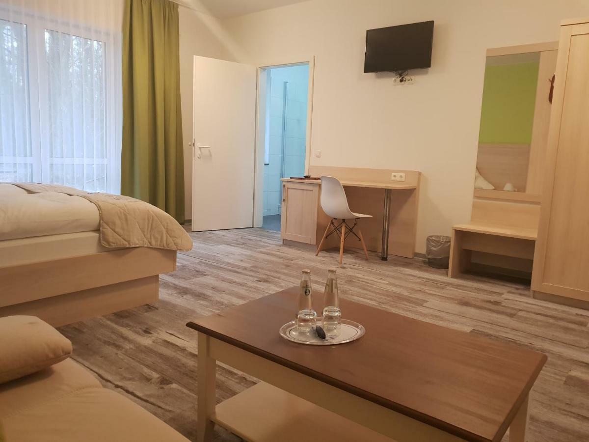 Neue Muehle Kleines Landhotel Brandenburg  Esterno foto